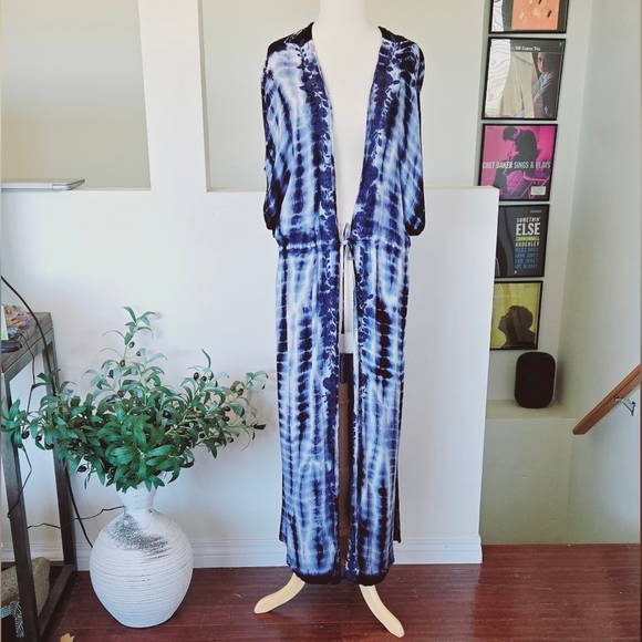 TORRID Blue Tie-Dye Tie Front Gauze Kaftan 1X/2X - Picture 6 of 14